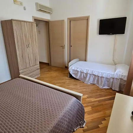 Fatima 3* Трани